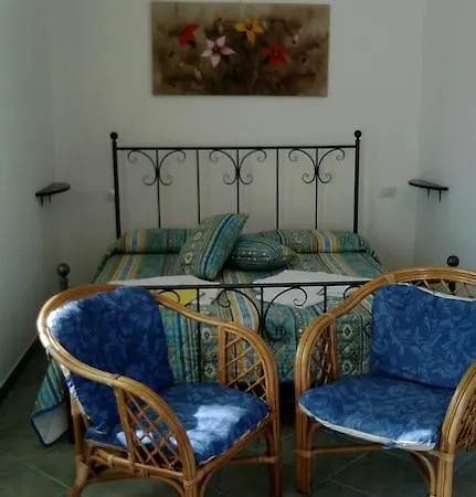 ベッド・アンド・ブレックファスト Casteldoria Santa Maria