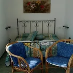 Couette-café Casteldoria Santa Maria