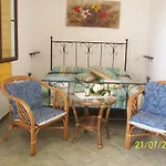 Couette-café Casteldoria 3*