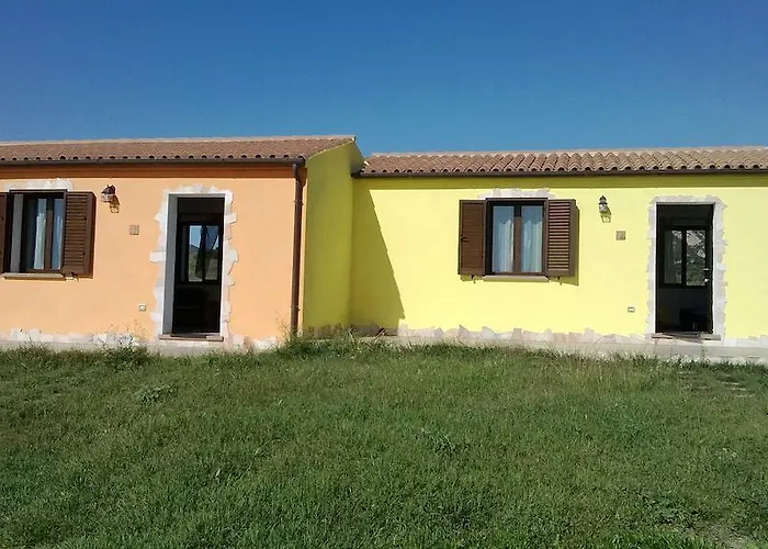 Alojamento de Acomodação e Pequeno-almoço Casteldoria Santa Maria